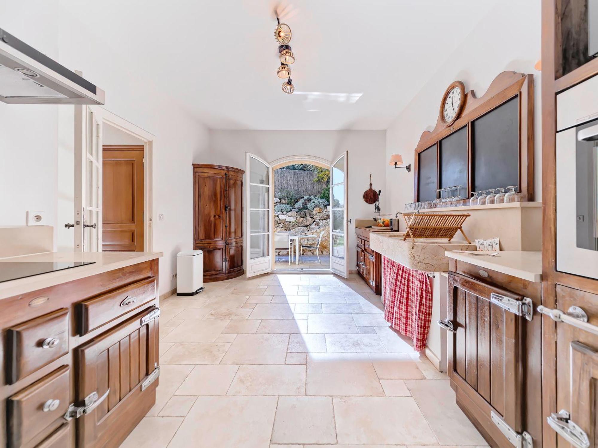 فيلا Bastide D'Architecte En Pierre كانيو سور مير المظهر الخارجي الصورة